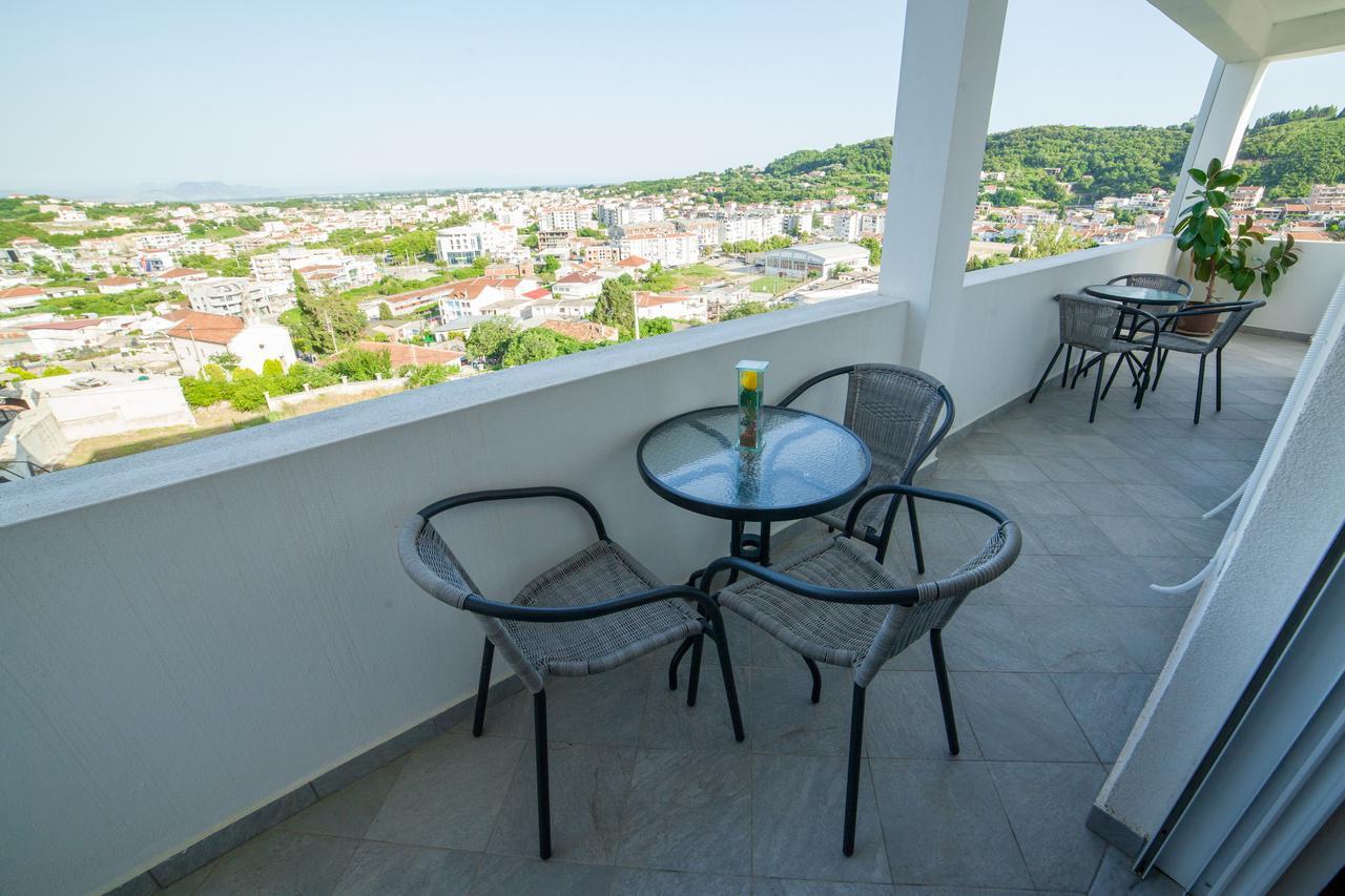 Apartments Rex Ulcinj Buitenkant foto