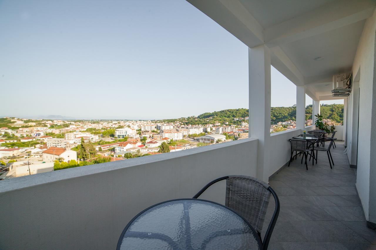 Apartments Rex Ulcinj Buitenkant foto